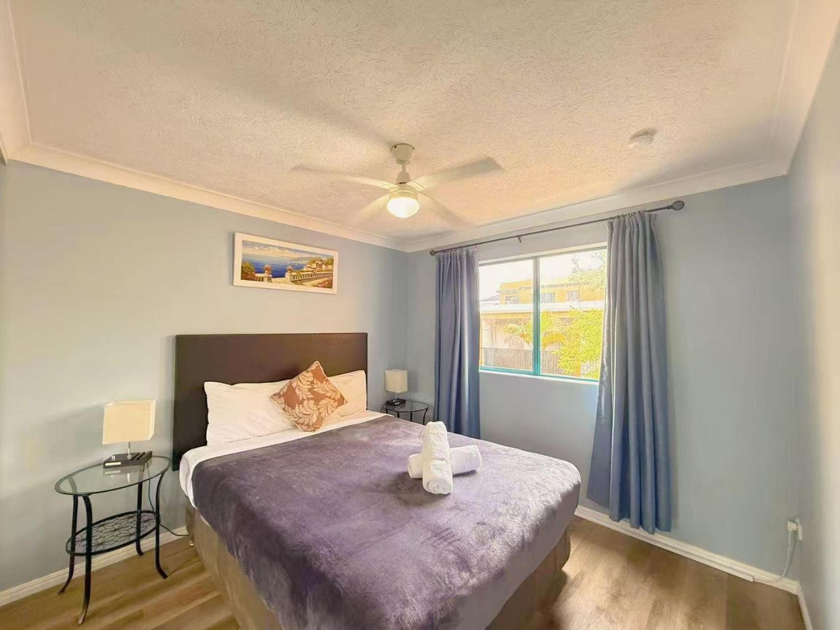 גולד קוסט Karana Palms Resort מראה חיצוני תמונה